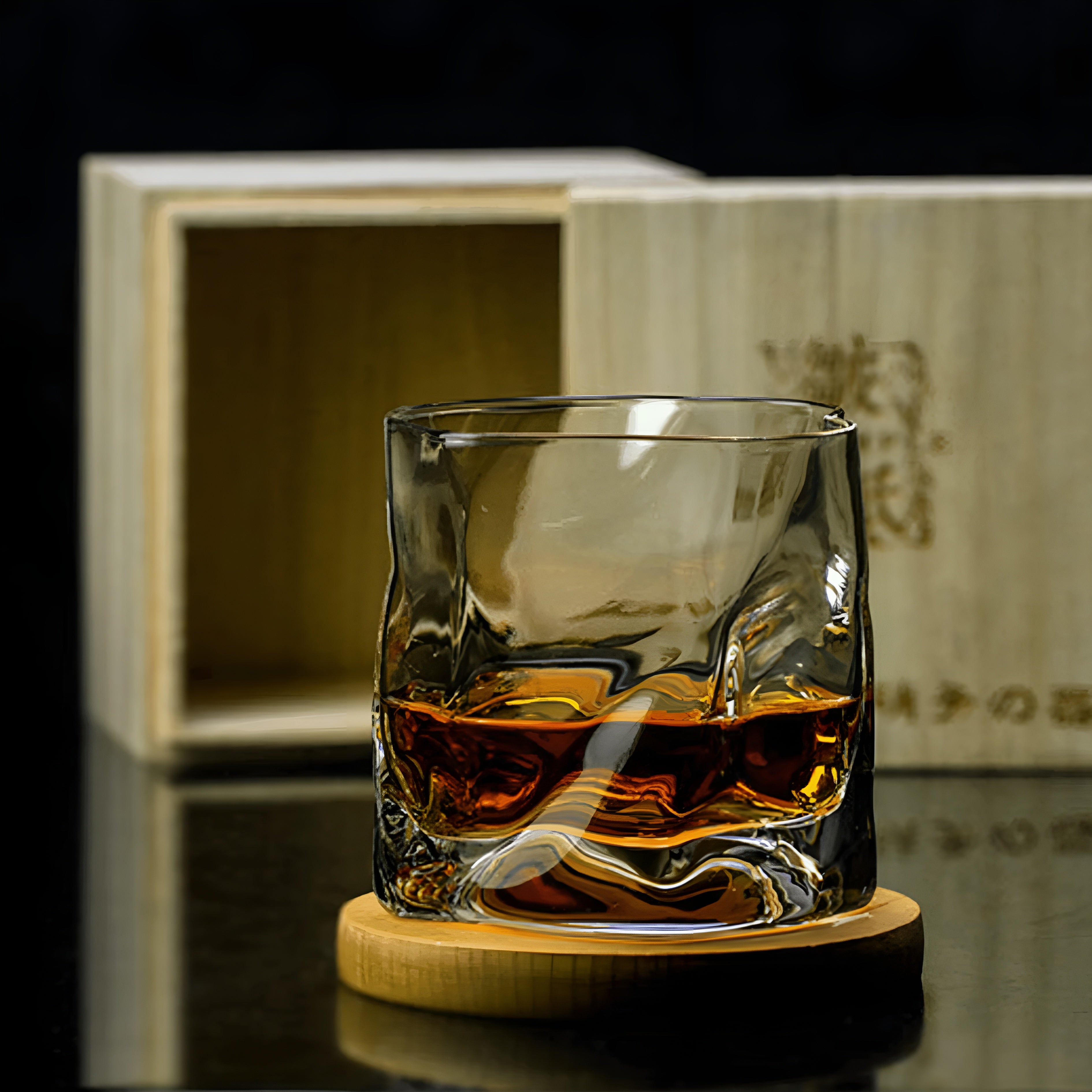 Hand-Cut Whiskey Glass in Edo Kiriko Style – Unique Crumple Design