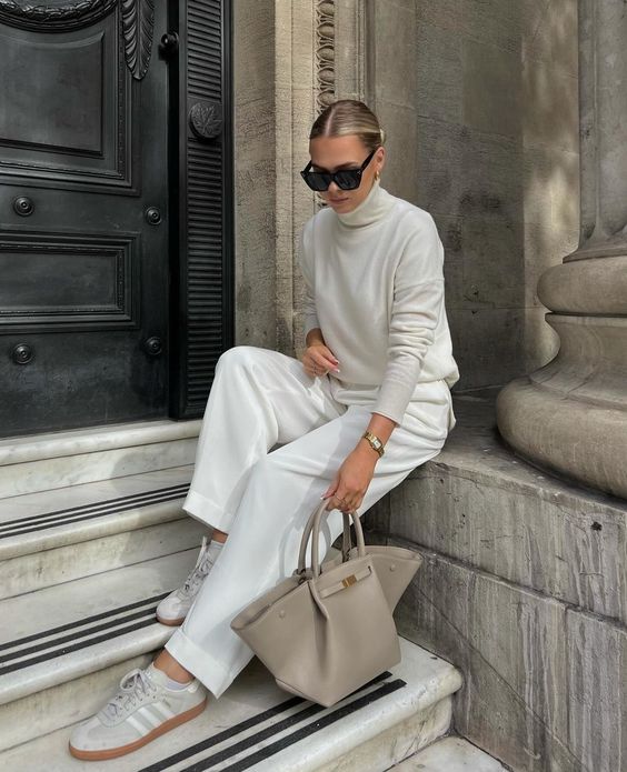 Women's Fashion Handbag | Generous Storage Space