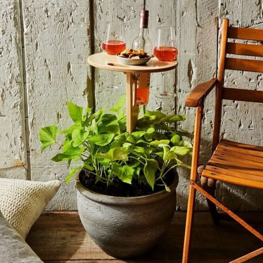 Portable Wine Table – Ideal for Picnics and Outdoor Enjoyment