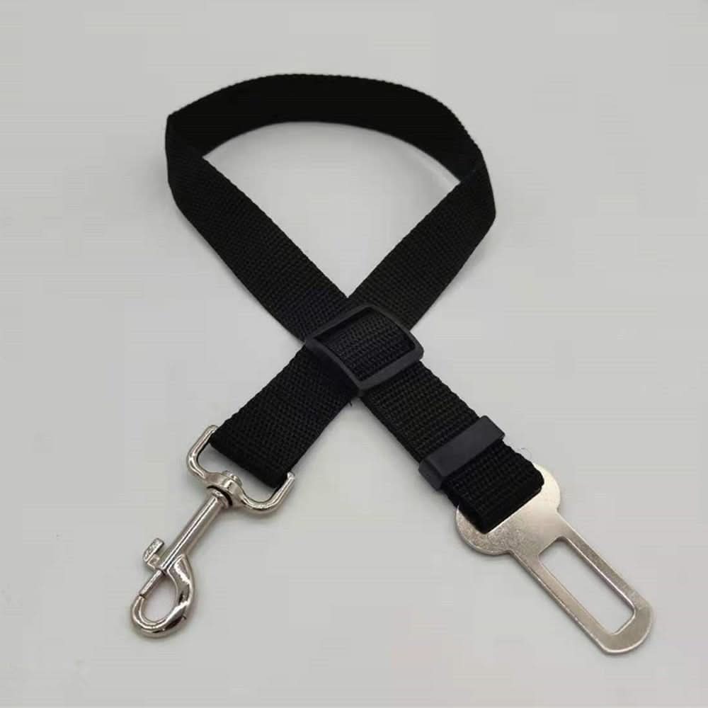 Adjustable Safety Belt for Dogs in the Car