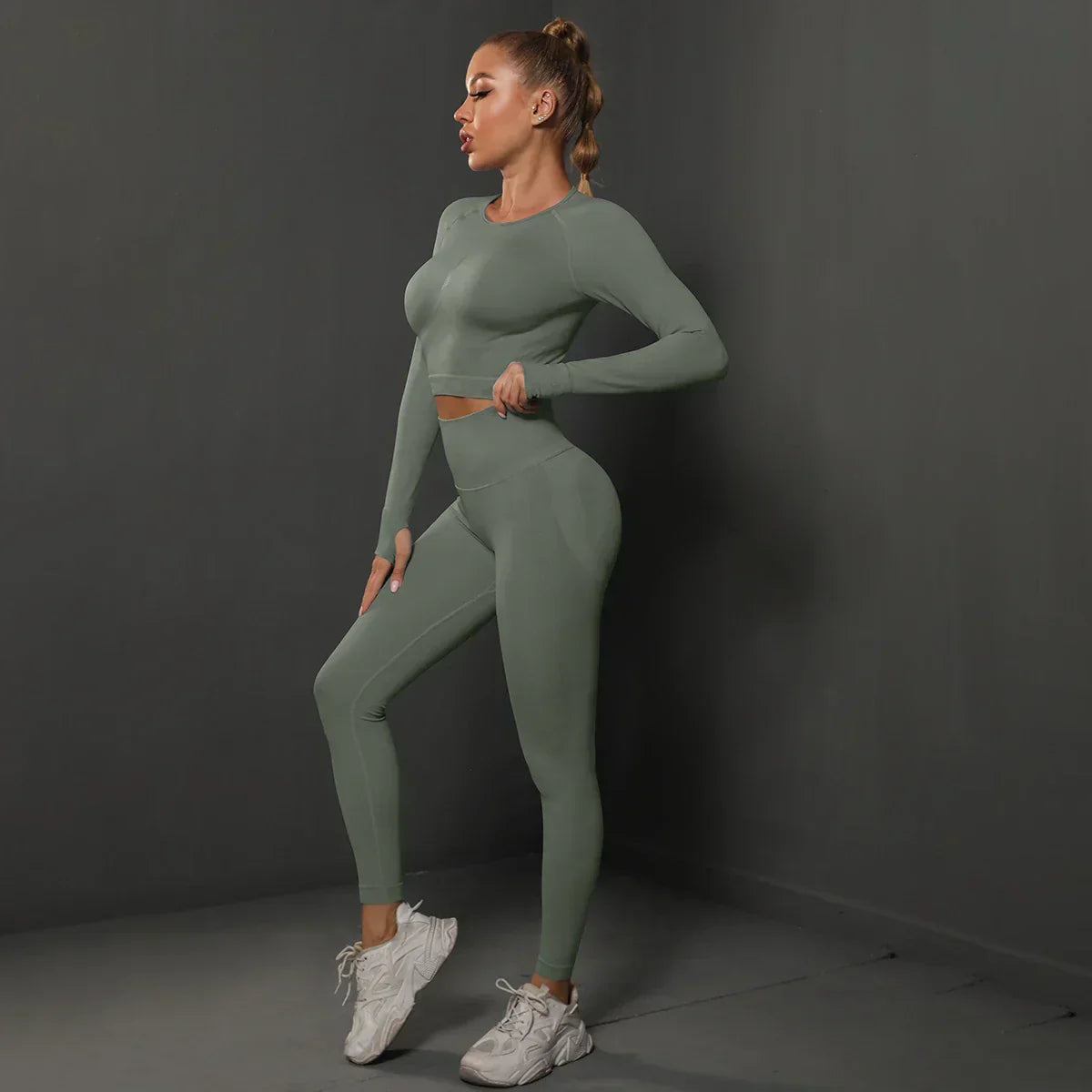 Women's Sporty Jogging Suit | Two-Piece Set