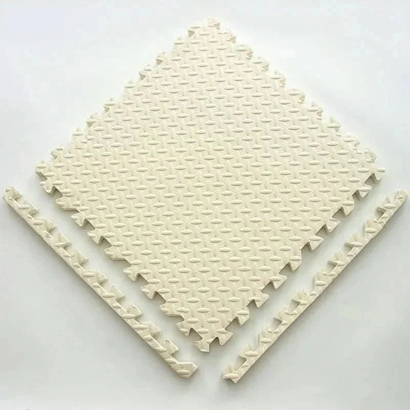 Safe Play Mat – Fun and Protection from the Start