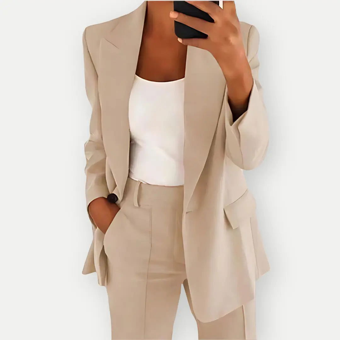 Women’s Twin Suit | Modern