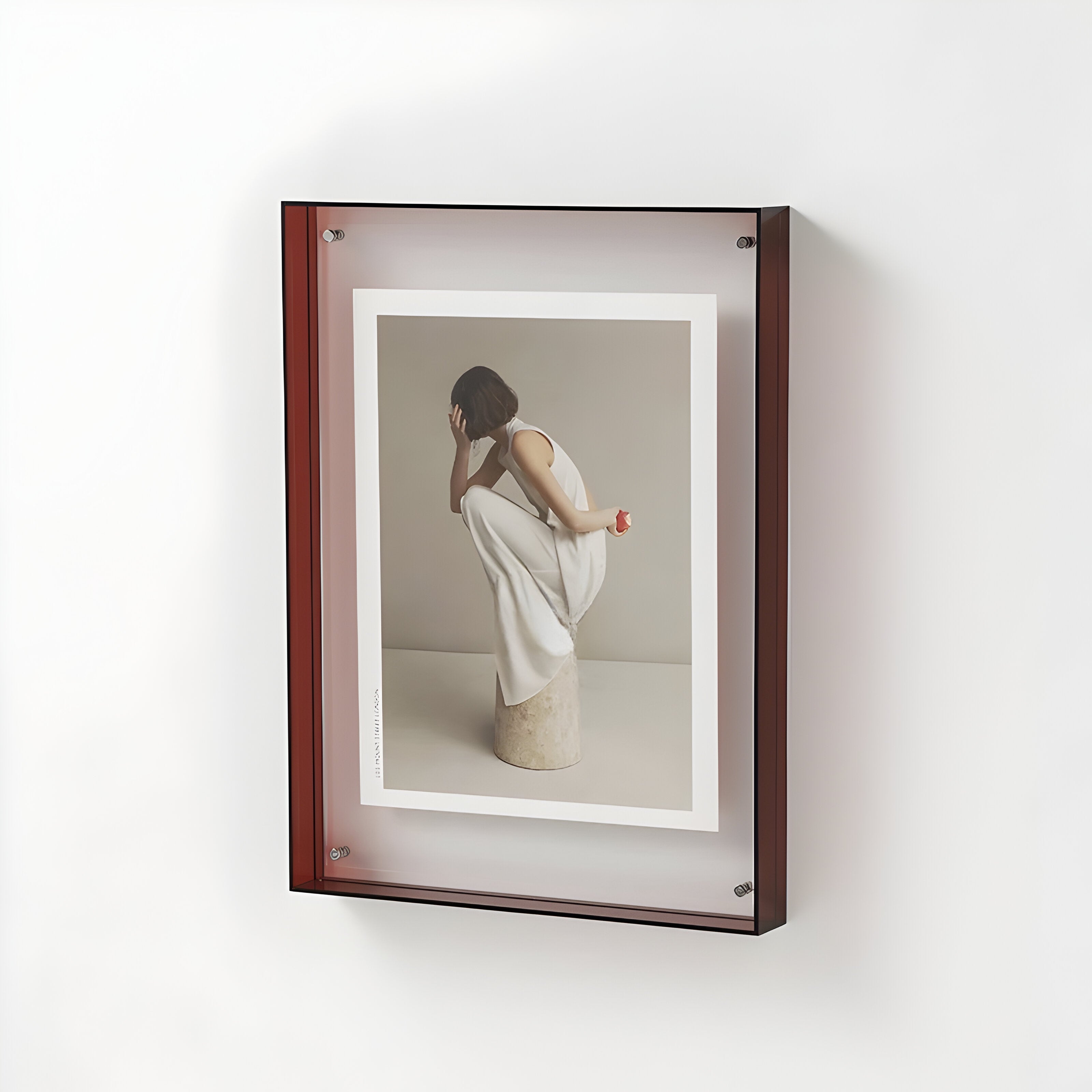 Modern Acrylic Picture Frame – Clear and Colored Options for Photo Protection