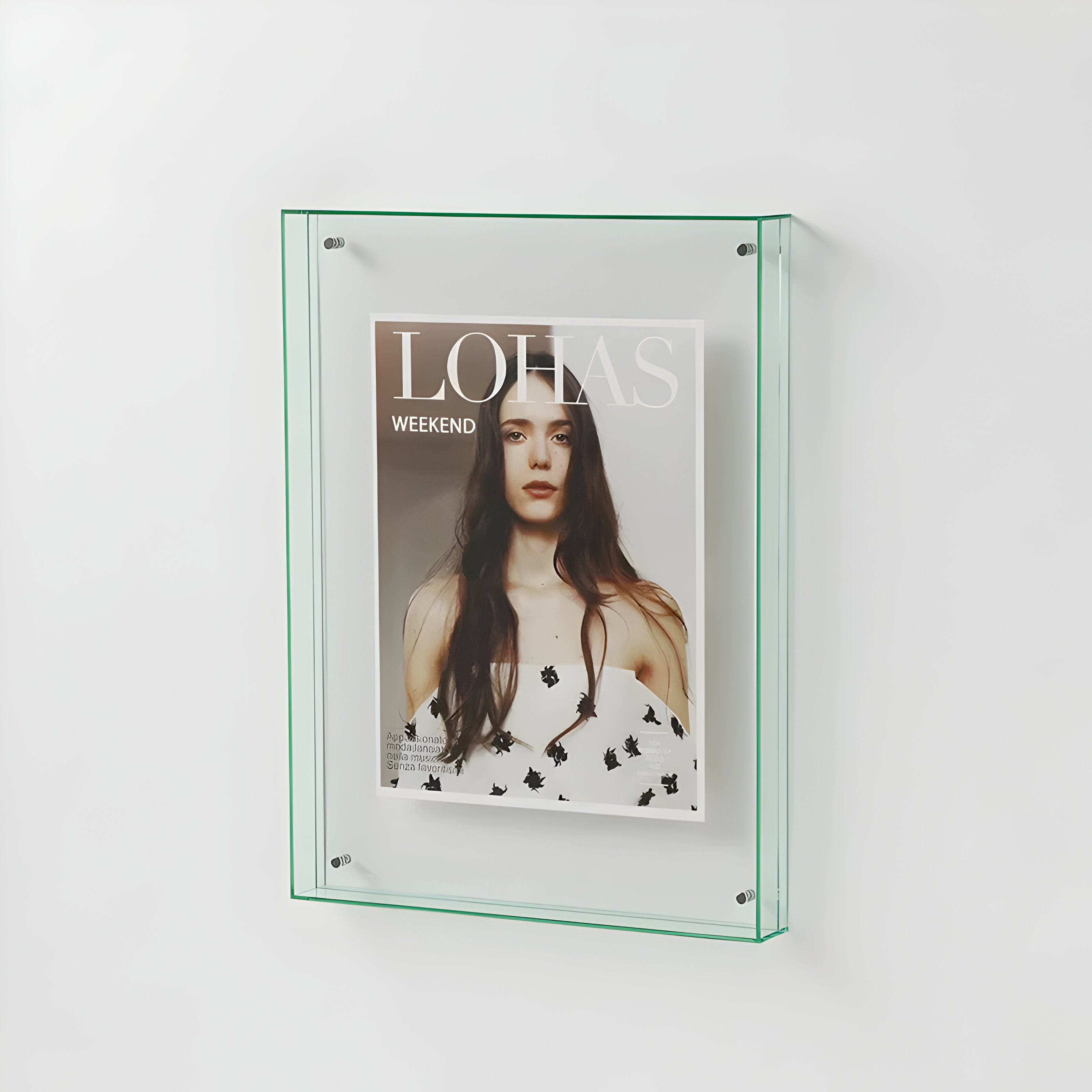 Modern Acrylic Picture Frame – Clear and Colored Options for Photo Protection