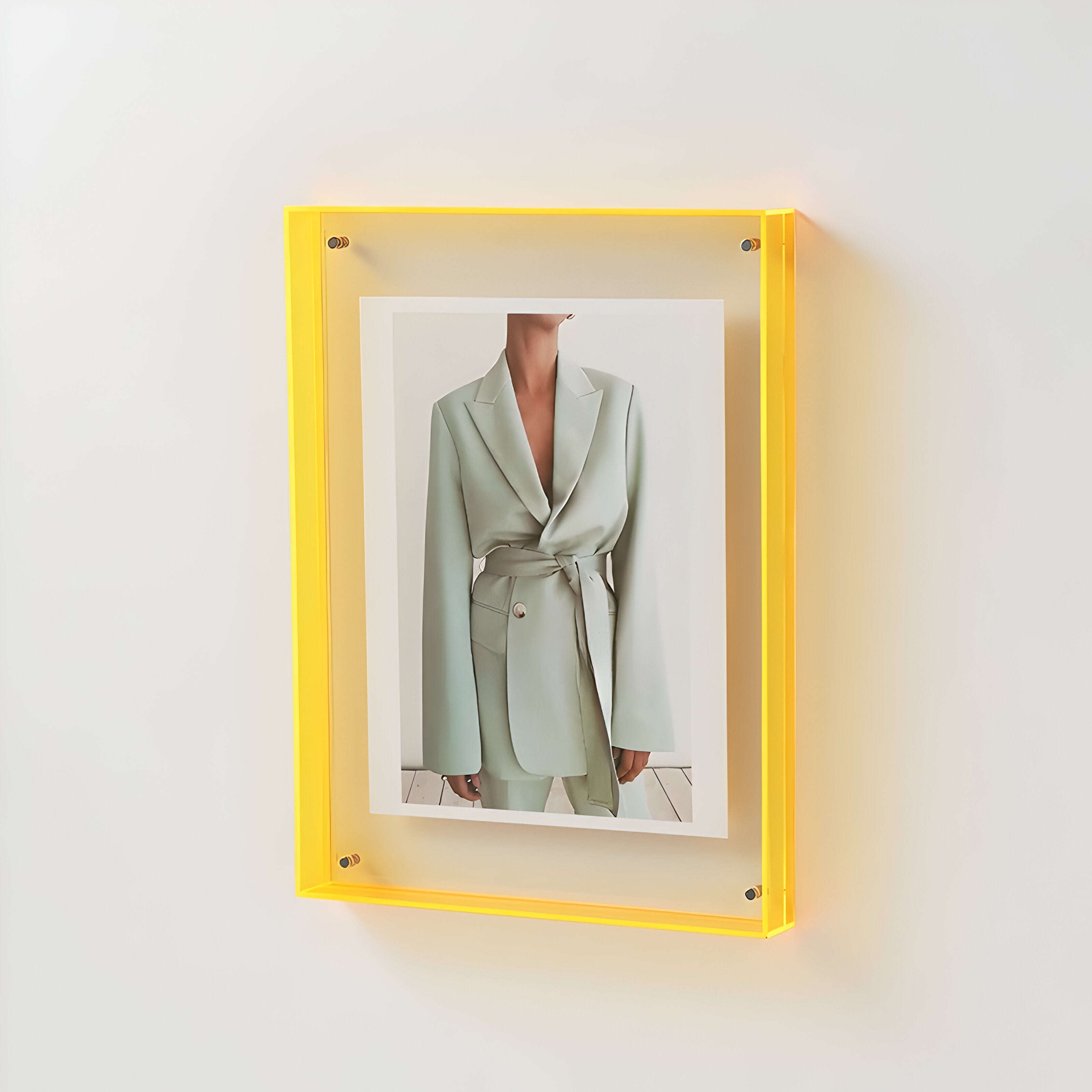 Modern Acrylic Picture Frame – Clear and Colored Options for Photo Protection
