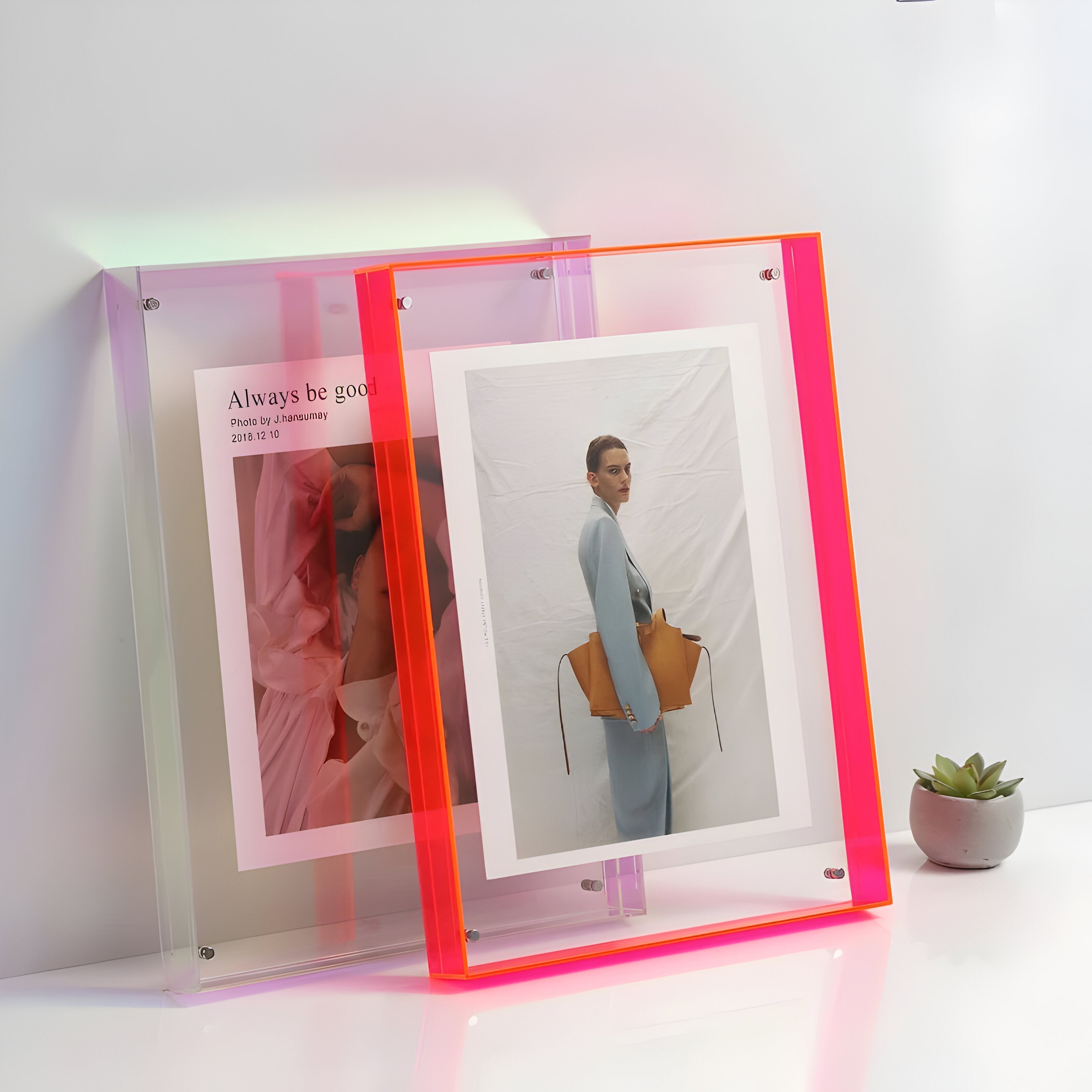 Modern Acrylic Picture Frame – Clear and Colored Options for Photo Protection