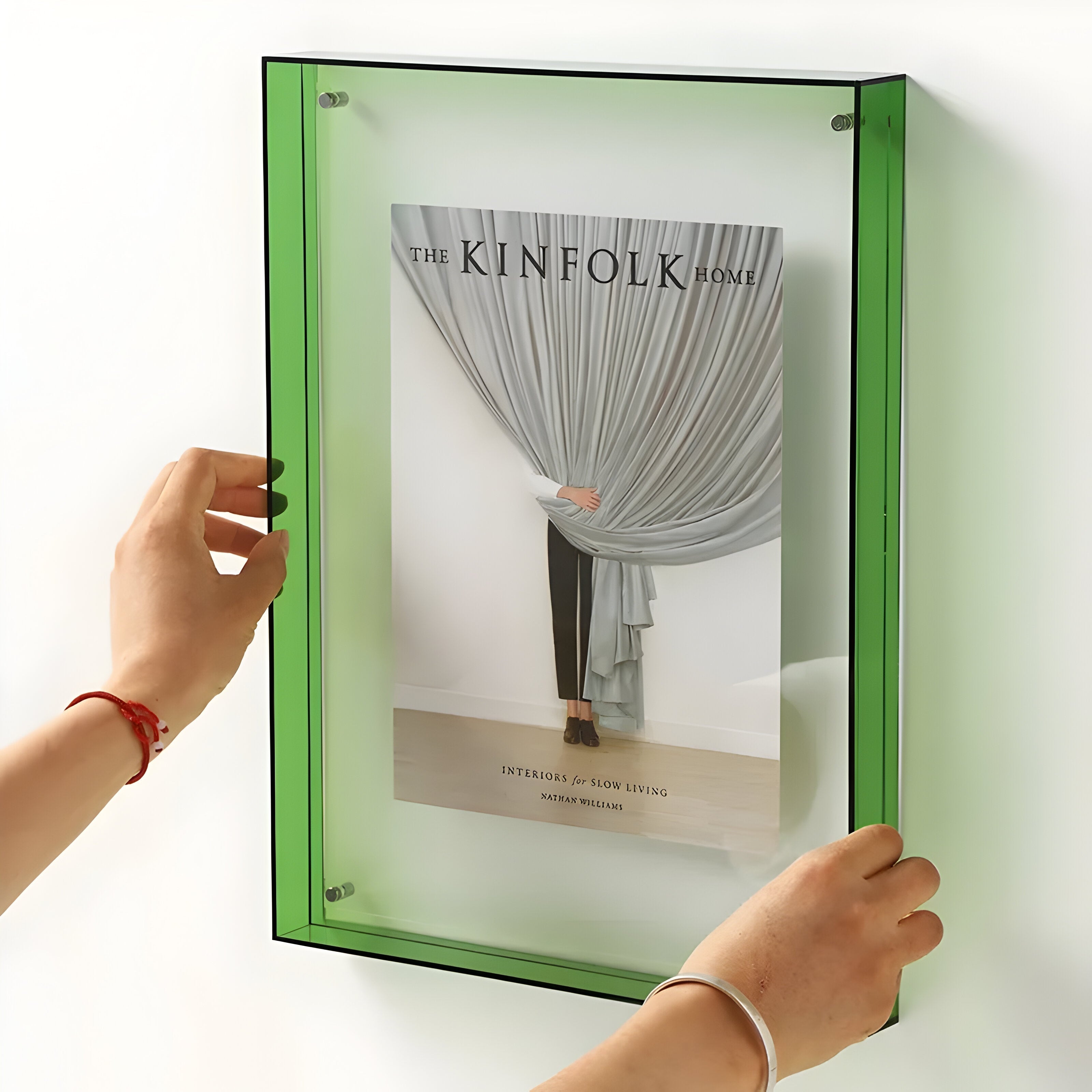 Modern Acrylic Picture Frame – Clear and Colored Options for Photo Protection