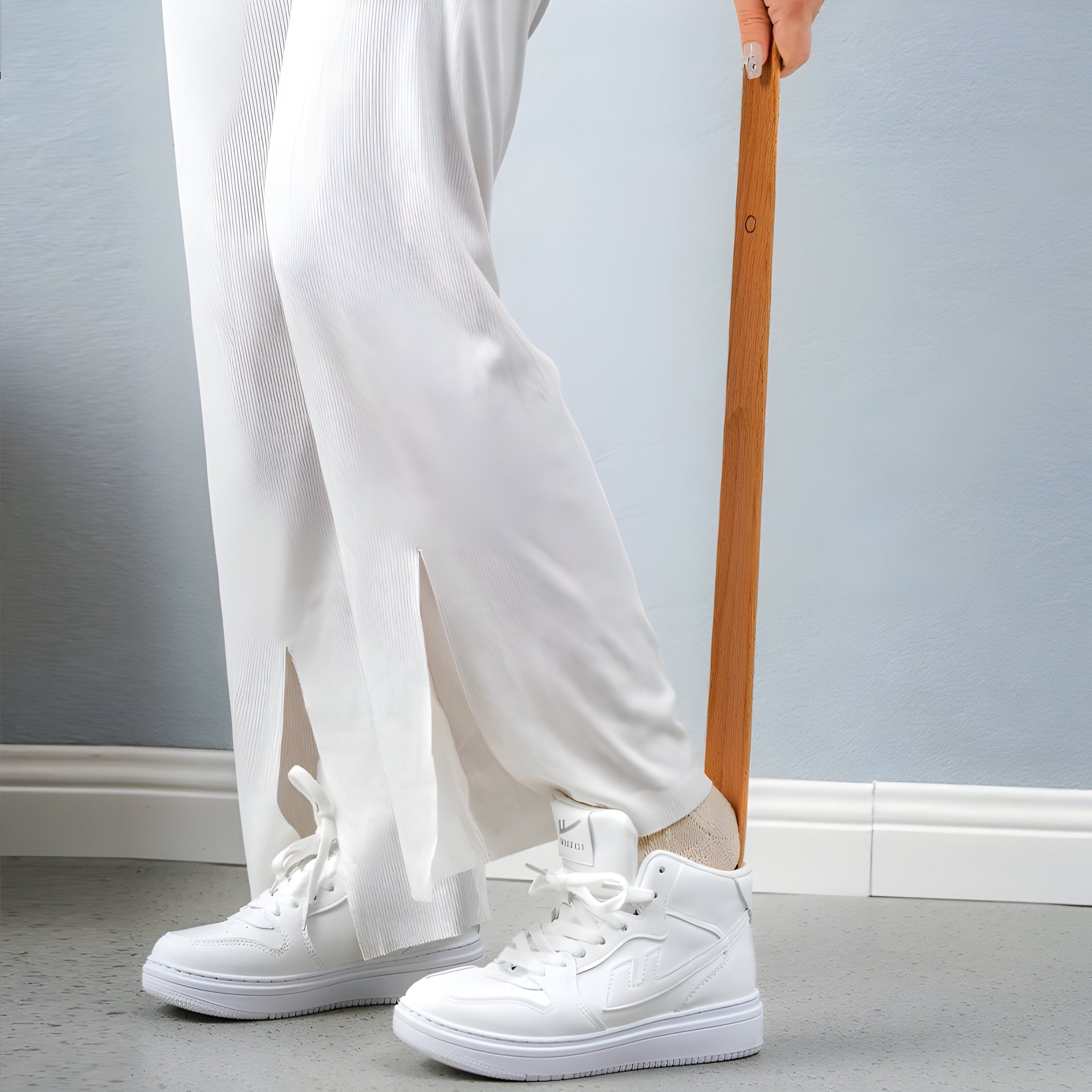 Magnetic Wooden Long Shoe Horn