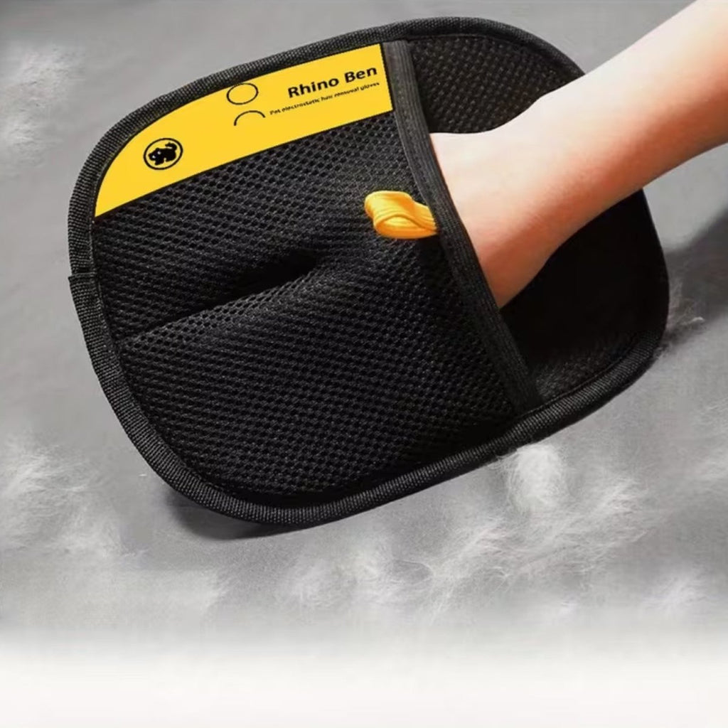 Efficient Grooming Gloves for Removing Pet Hair